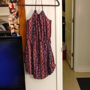 Short summer dress. Size medium